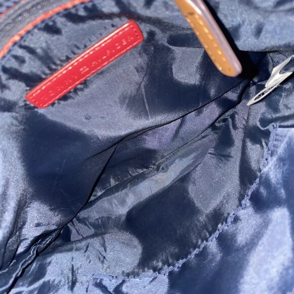 TOMMY HILFIGER - CROSS BODY BAGE - EXCELLENT CONDITION - Picture 8 of 10